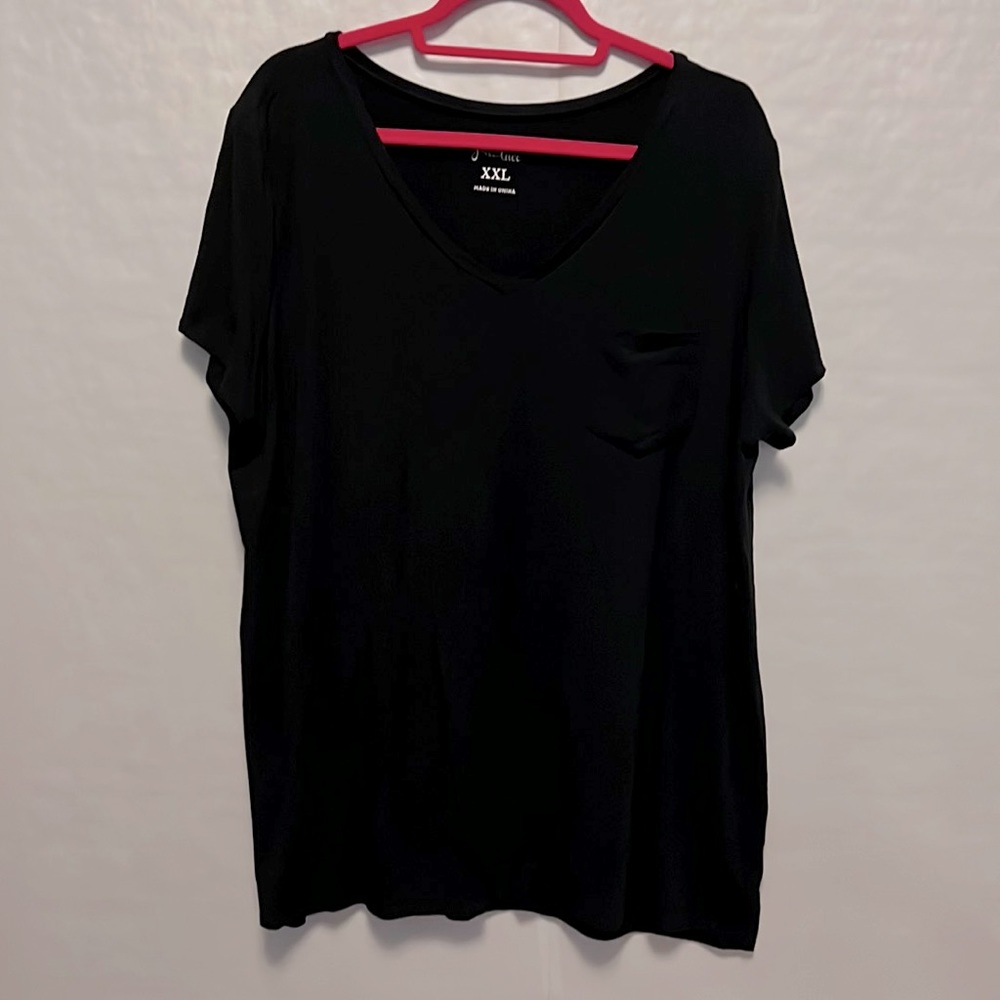 Grace & Lace heavy pocket tee.